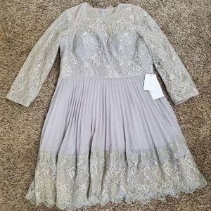 JJ House Silver Mother Bride maid Dress 18W mid Length Chiffon Lace pleated